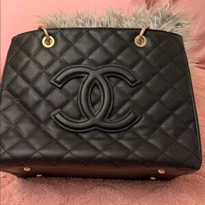 Chic Black Quilted Tote with Gold Accents